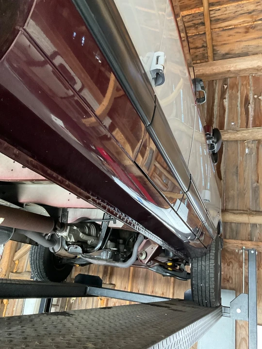 1996 Dodge Ram Van - Image 16 of 18