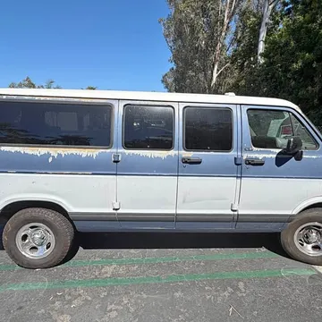1996 Dodge Ram Wagon 2500 Van
