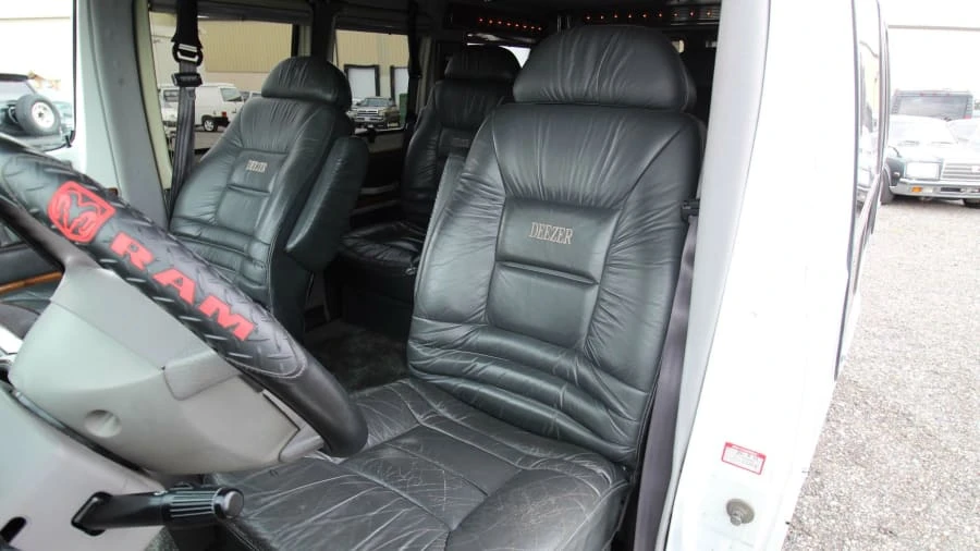 1996 Dodge Ram Van - Image 3 of 14