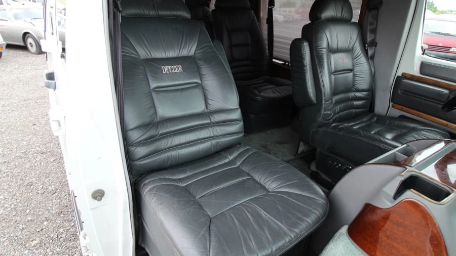 1996 Dodge Ram Van - Image 4 of 14
