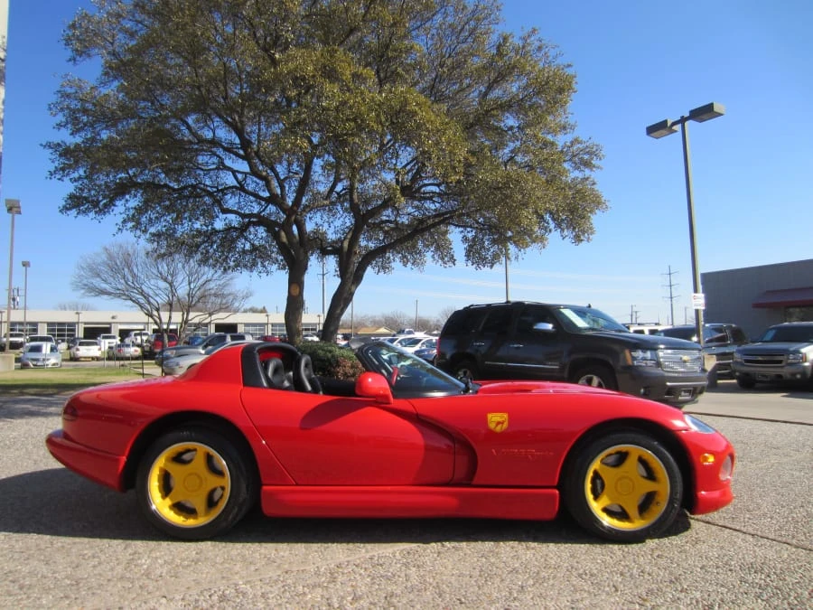 1996 Dodge Viper 2nd Gen - Image 2 of 8