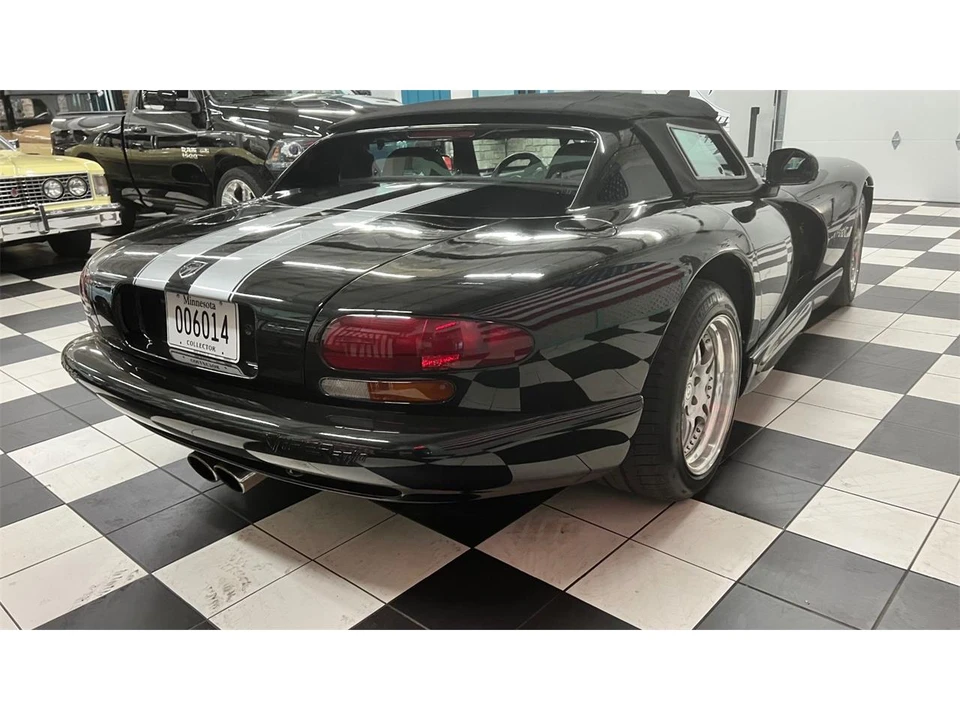1996 Dodge Viper 2nd Gen - Image 14 of 31