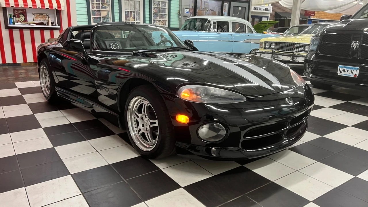 1996 Dodge Viper 2nd Gen - Image 7 of 31