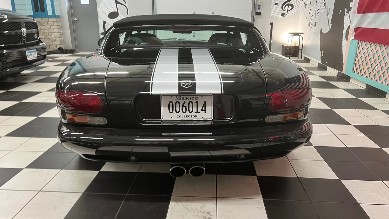 1996 Dodge Viper 2nd Gen - Image 21 of 31