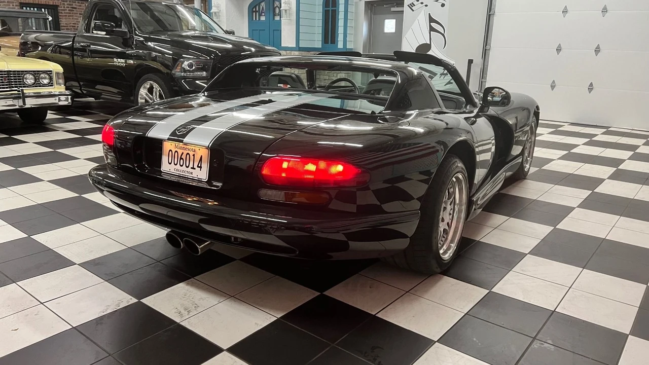 1996 Dodge Viper 1st Gen - Image 5 of 21