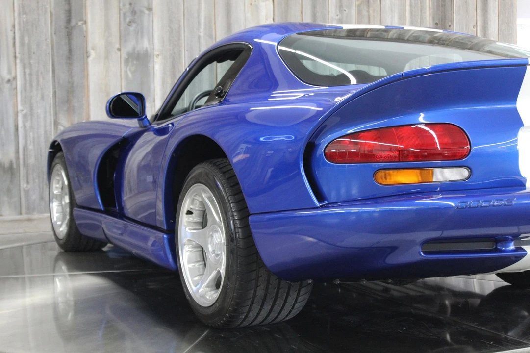 1996 Dodge Viper 1st Gen - Image 11 of 21