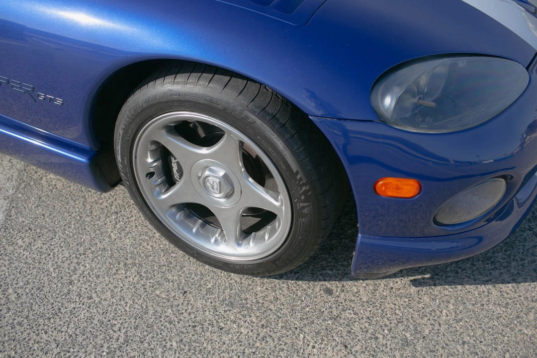 1996 Dodge Viper GTS 2nd Gen - Image 22 of 31