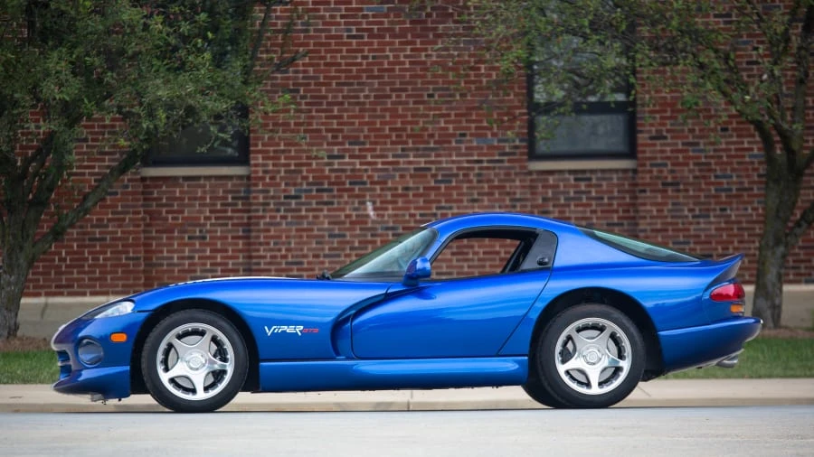 1996 Dodge Viper GTS 2nd Gen - Image 2 of 12