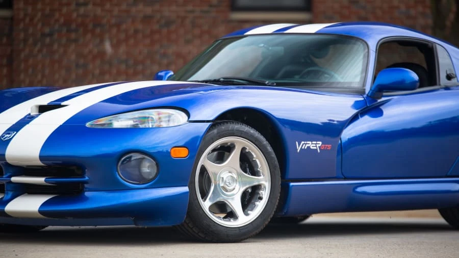 1996 Dodge Viper GTS 2nd Gen - Image 9 of 12