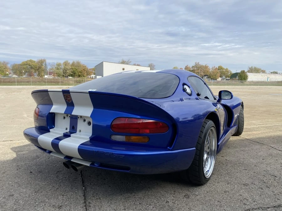 1996 Dodge Viper GTS 2nd Gen - Image 11 of 14