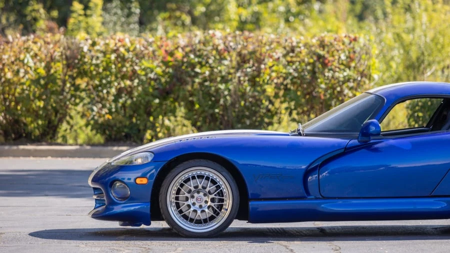 1996 Dodge Viper GTS 2nd Gen - Image 15 of 21