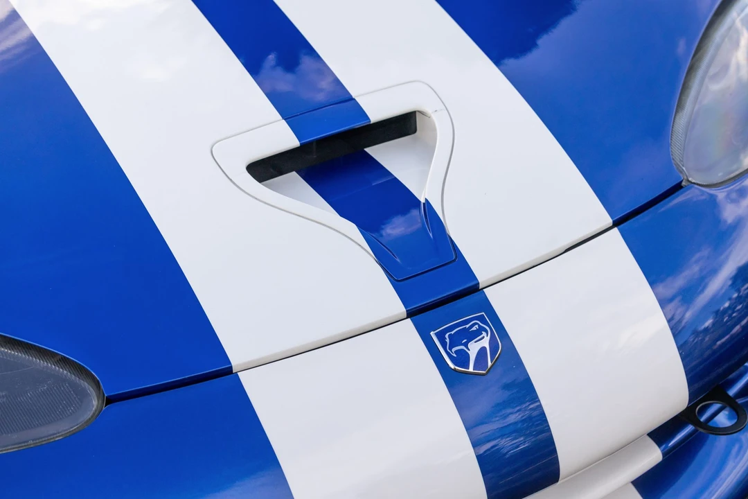 1996 Dodge Viper GTS 2nd Gen - Image 21 of 31