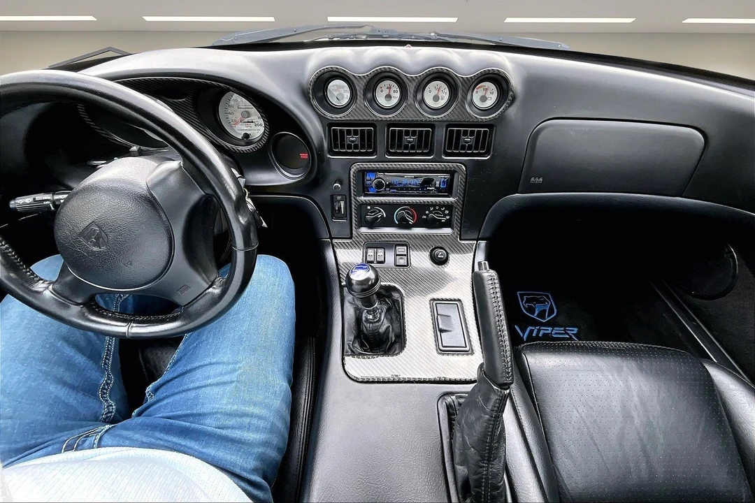 1996 Dodge Viper GTS 2nd Gen - Image 7 of 21