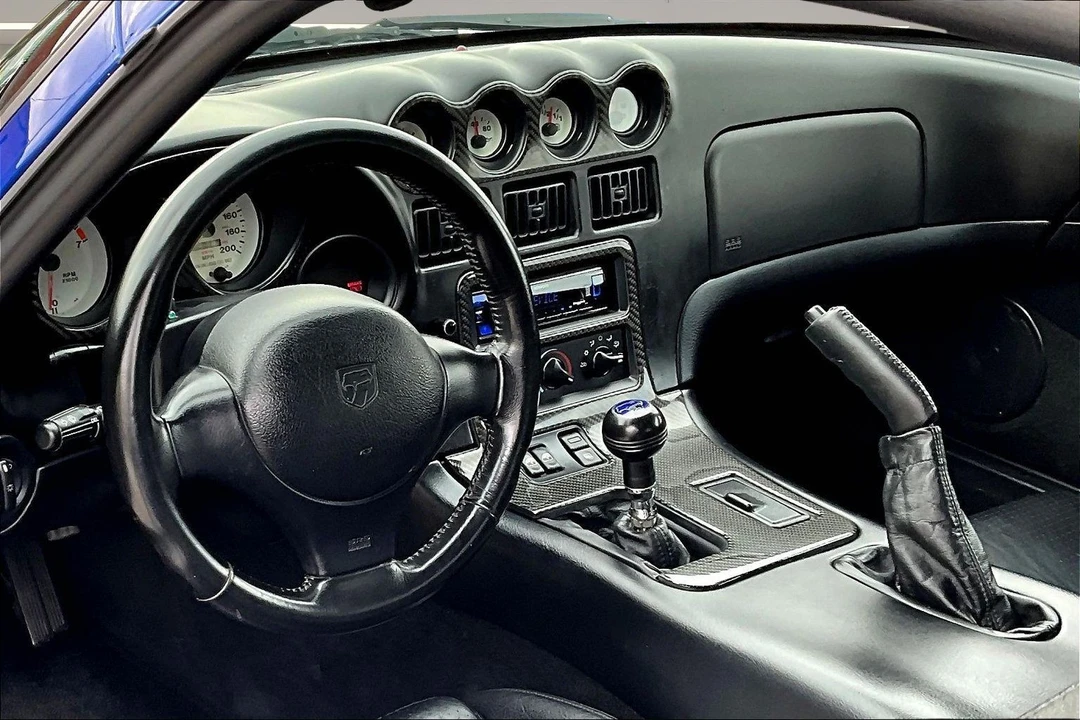 1996 Dodge Viper GTS 2nd Gen - Image 12 of 21