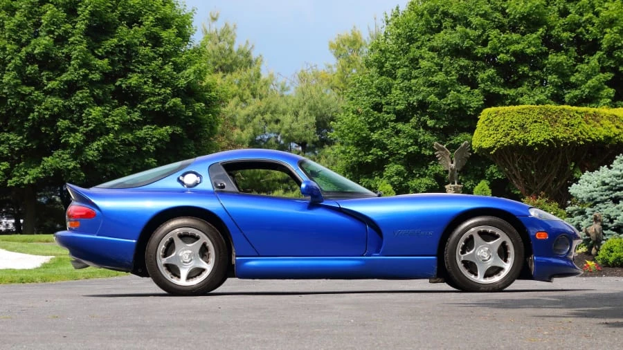 1996 Dodge Viper GTS 2nd Gen - Image 2 of 12