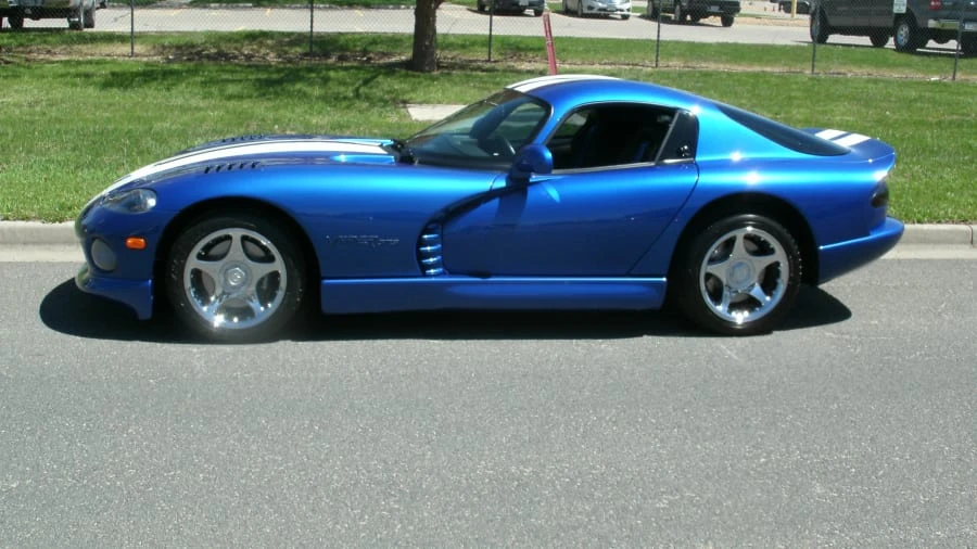 1996 Dodge Viper GTS 2nd Gen - Image 2 of 4
