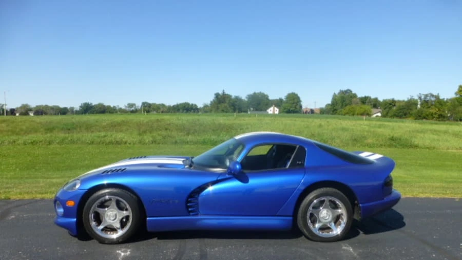 1996 Dodge Viper GTS 2nd Gen - Image 2 of 7