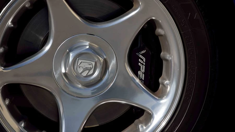 1996 Dodge Viper GTS 2nd Gen - Image 9 of 12