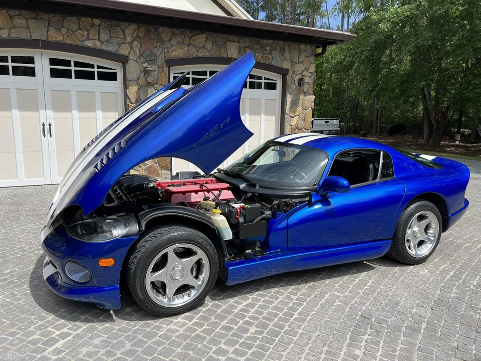 1996 Dodge Viper GTS 2nd Gen - Image 15 of 31