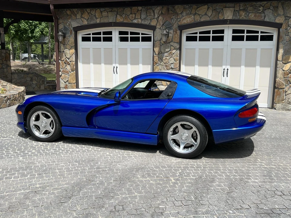 1996 Dodge Viper GTS 2nd Gen - Image 12 of 31