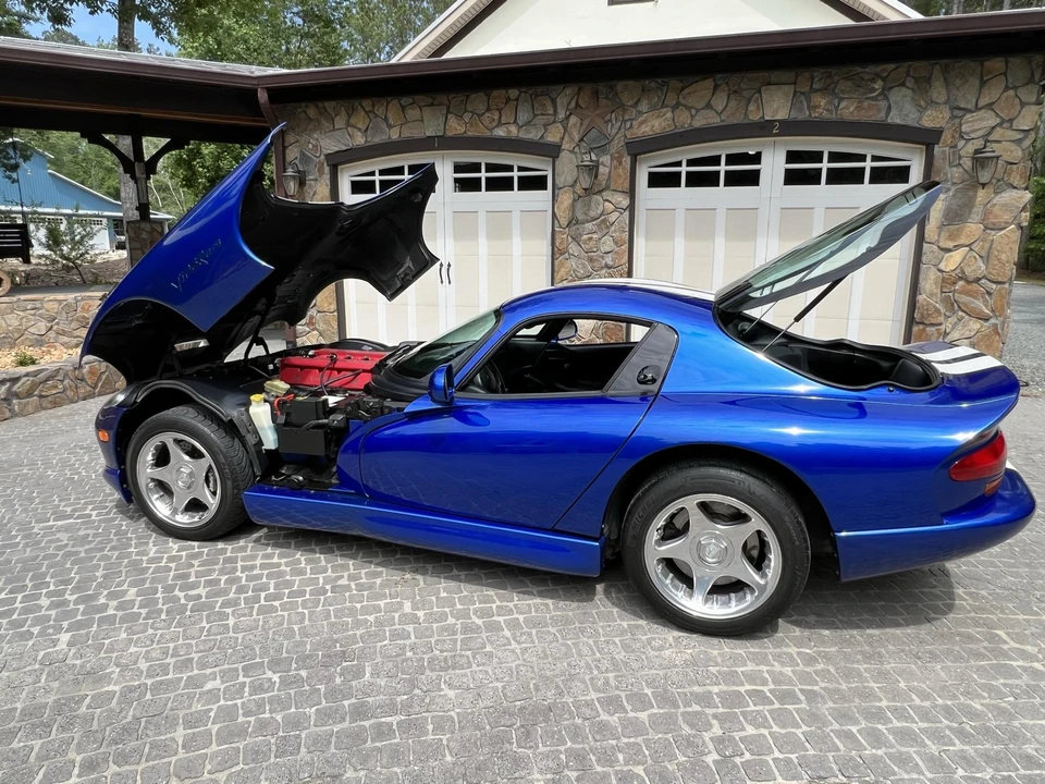 1996 Dodge Viper GTS 2nd Gen - Image 16 of 31