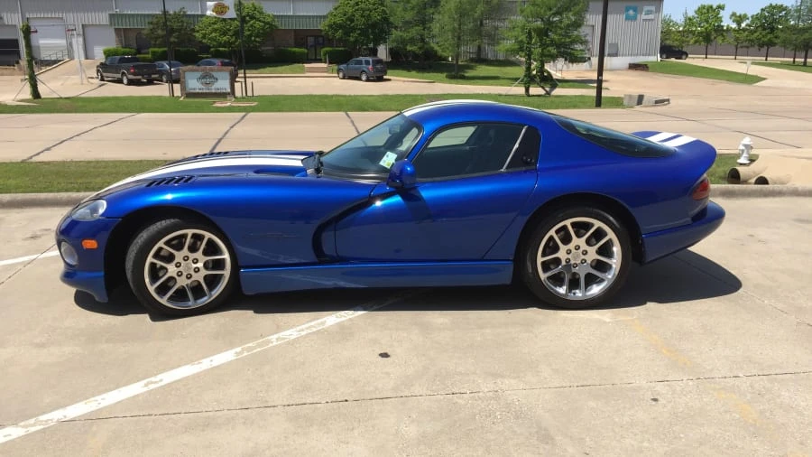 1996 Dodge Viper GTS 2nd Gen - Image 2 of 4