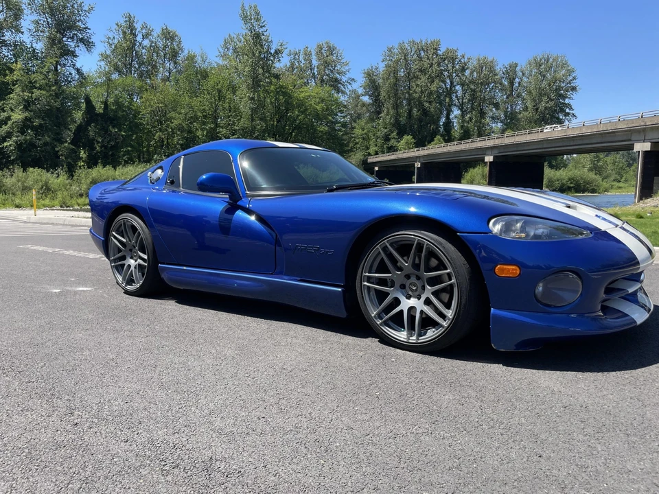1996 Dodge Viper GTS 2nd Gen - Image 25 of 31