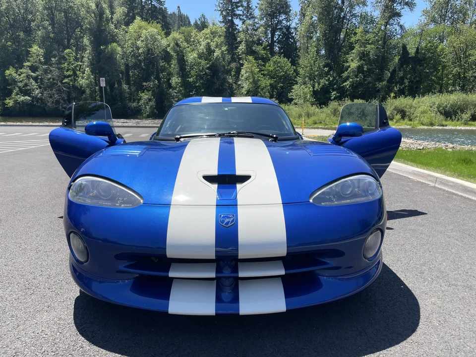 1996 Dodge Viper GTS 2nd Gen - Image 26 of 31