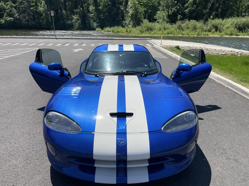 1996 Dodge Viper GTS 2nd Gen - Image 27 of 31