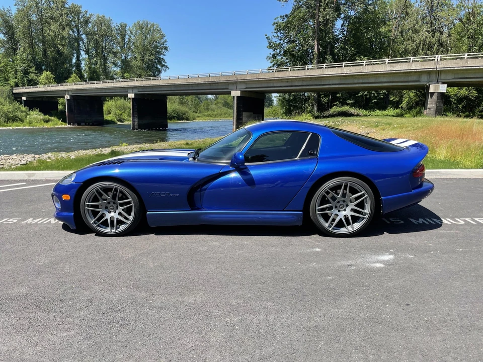 1996 Dodge Viper GTS 2nd Gen - Image 4 of 31