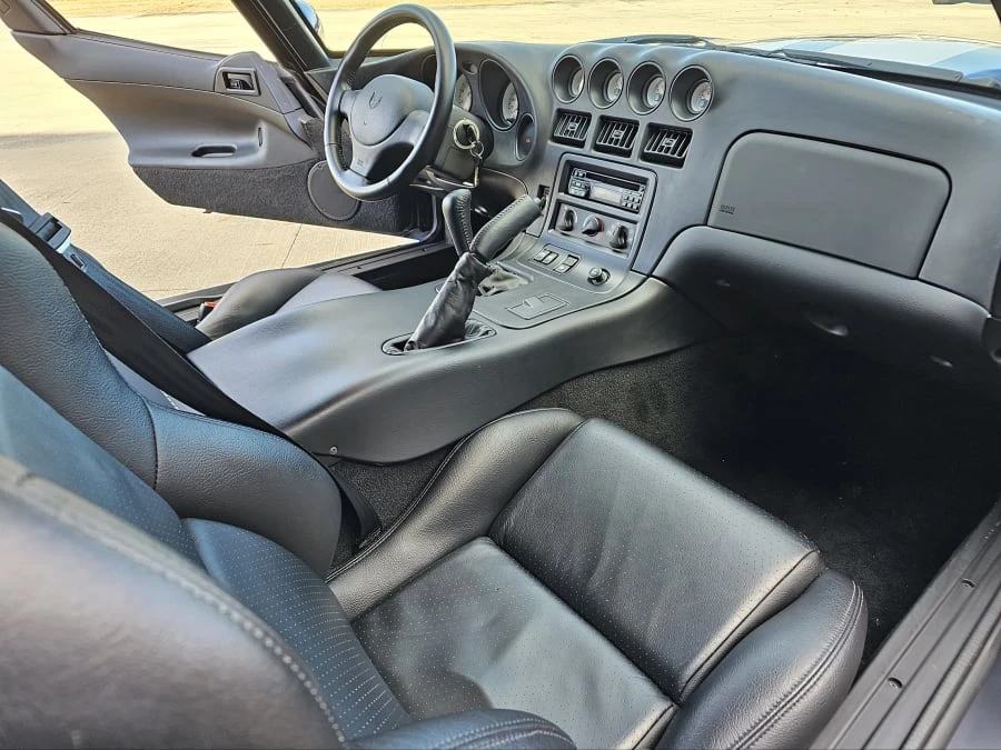 1996 Dodge Viper GTS 2nd Gen - Image 17 of 21