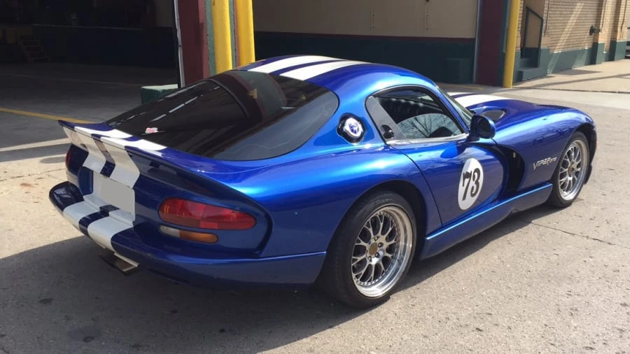 1996 Dodge Viper GTS 2nd Gen - Image 2 of 9