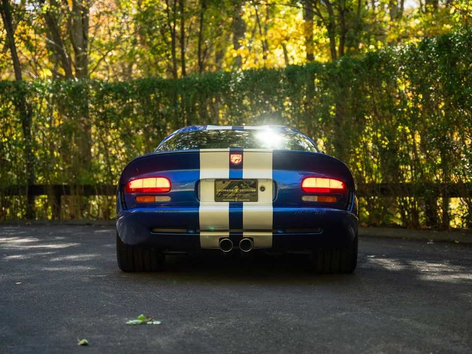 1996 Dodge Viper GTS 2nd Gen - Image 27 of 31