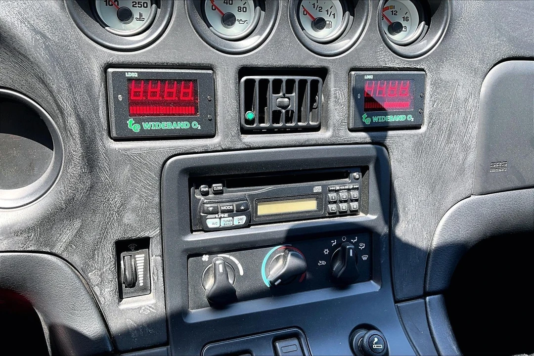 1996 Dodge Viper GTS 2nd Gen - Image 10 of 31