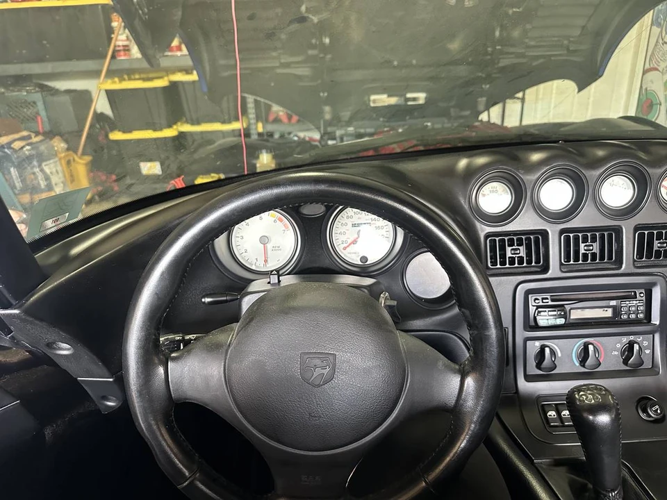 1996 Dodge Viper GTS 2nd Gen - Image 6 of 13
