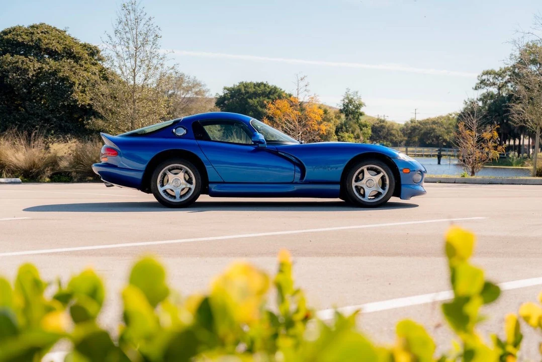 1996 Dodge Viper GTS 2nd Gen - Image 9 of 21