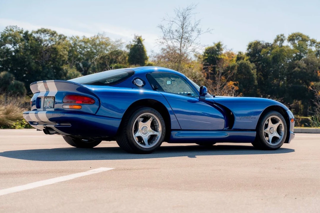 1996 Dodge Viper GTS 2nd Gen - Image 7 of 21