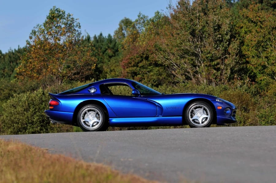 1996 Dodge Viper GTS 2nd Gen - Image 2 of 12