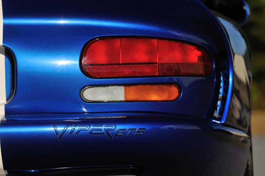 1996 Dodge Viper GTS 2nd Gen - Image 11 of 12