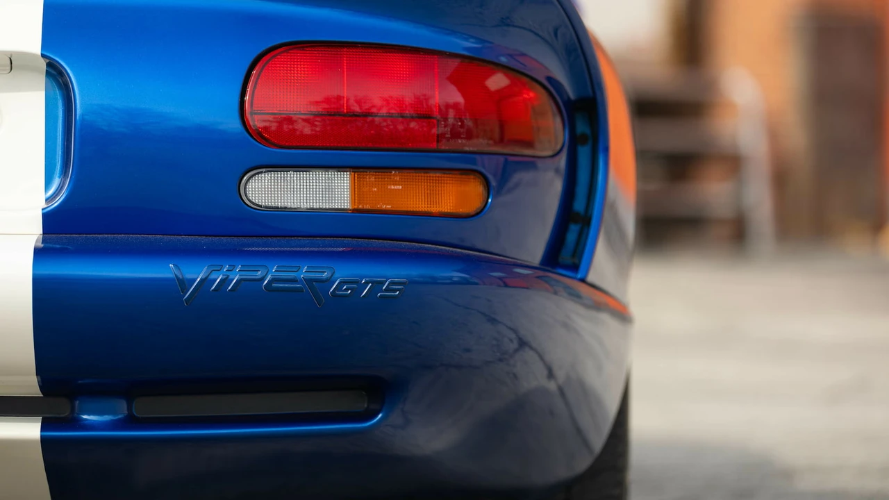 1996 Dodge Viper GTS 2nd Gen - Image 17 of 31