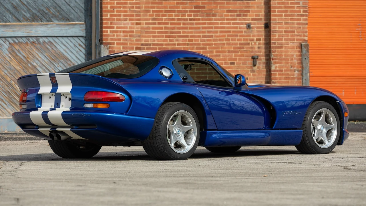 1996 Dodge Viper GTS 2nd Gen - Image 3 of 31
