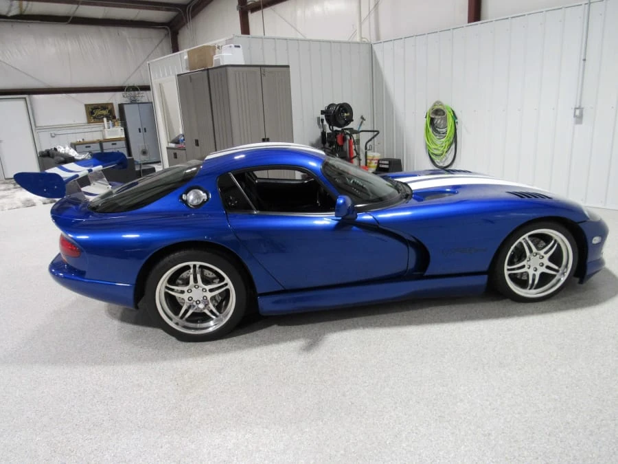 1996 Dodge Viper GTS 2nd Gen - Image 2 of 19
