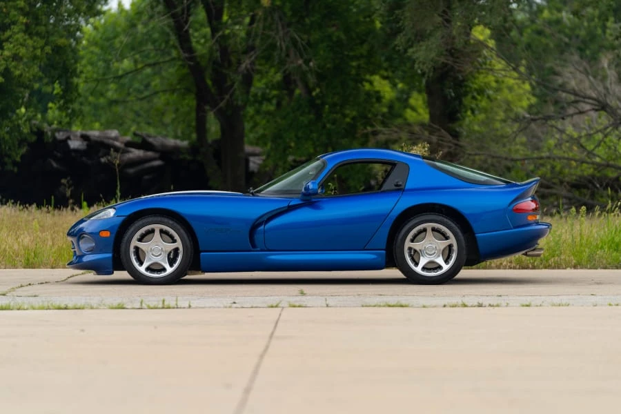 1996 Dodge Viper GTS 2nd Gen - Image 2 of 24