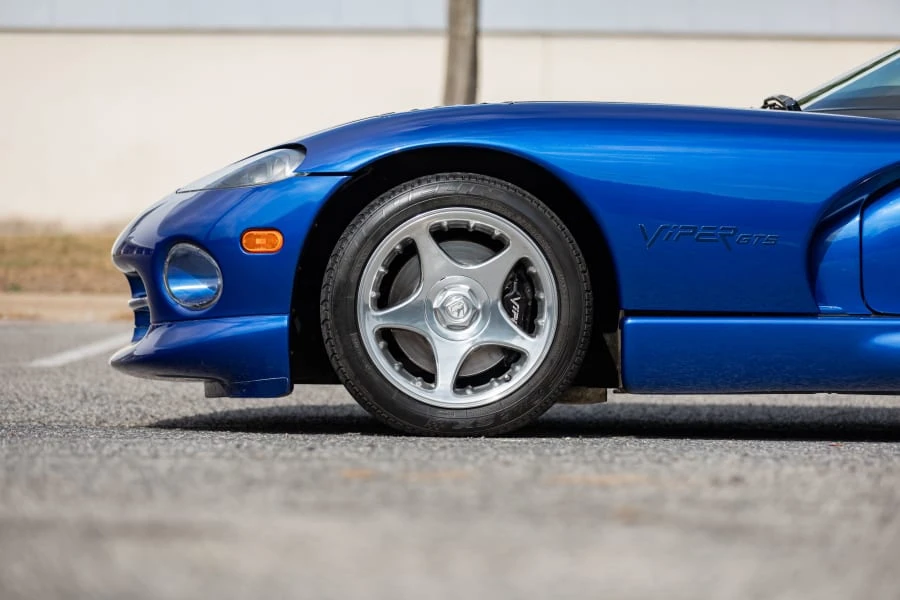 1996 Dodge Viper GTS 2nd Gen - Image 15 of 30