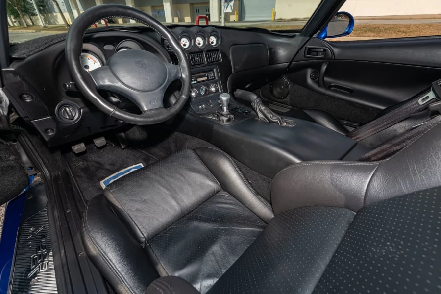 1996 Dodge Viper GTS 2nd Gen - Image 24 of 30