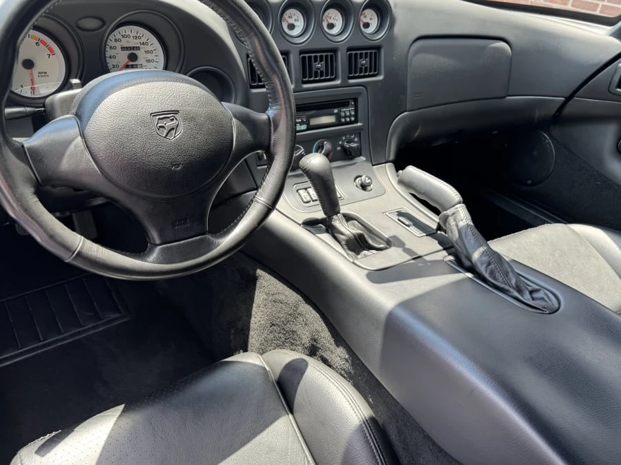 1996 Dodge Viper GTS 2nd Gen - Image 6 of 9