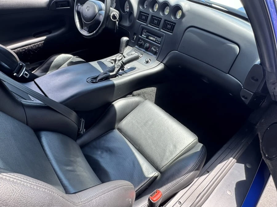 1996 Dodge Viper GTS 2nd Gen - Image 7 of 9