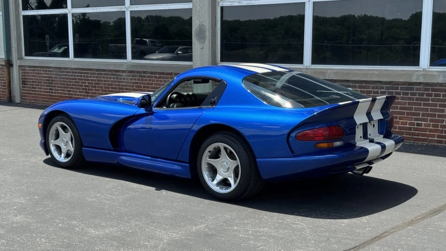 1996 Dodge Viper GTS 2nd Gen - Image 3 of 9