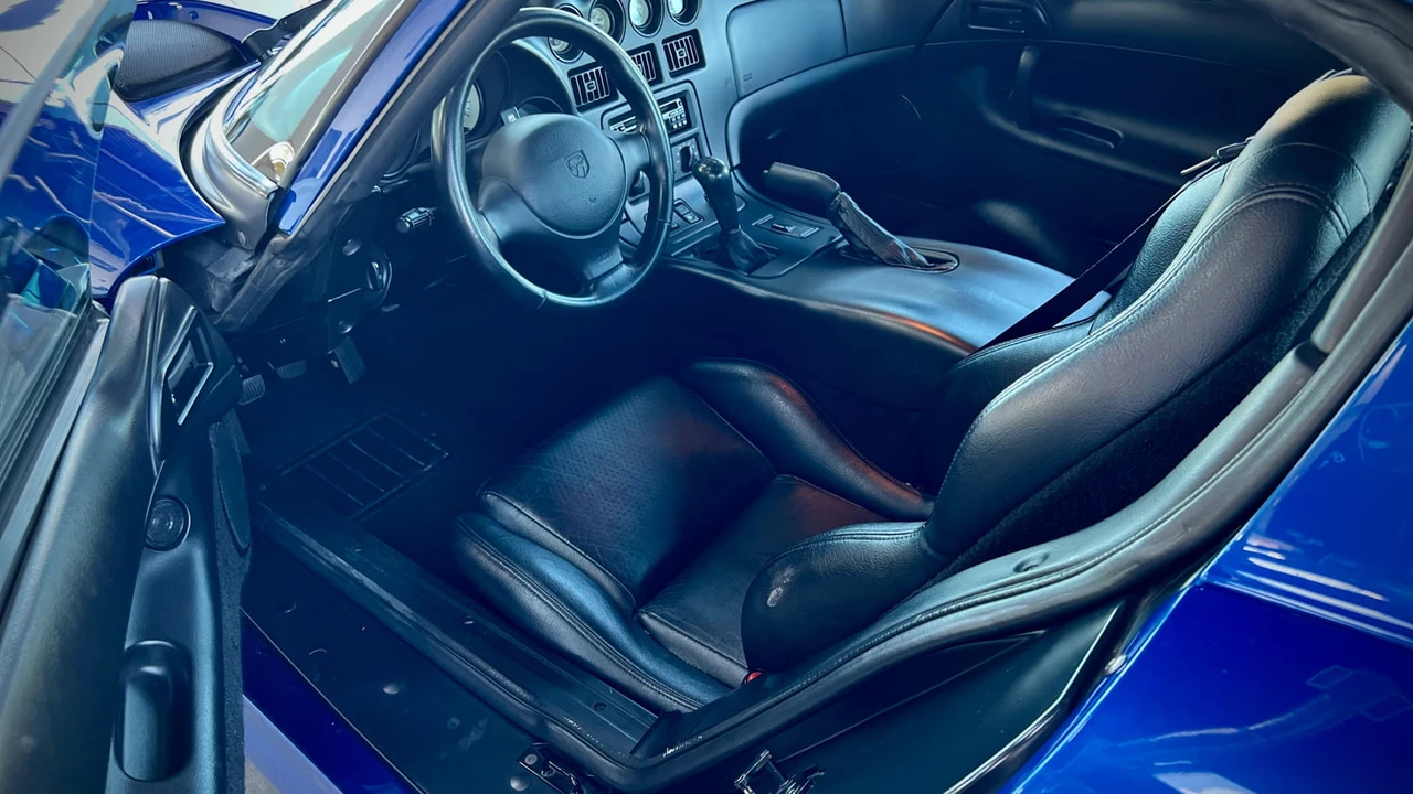 1996 Dodge Viper GTS 2nd Gen - Image 3 of 15