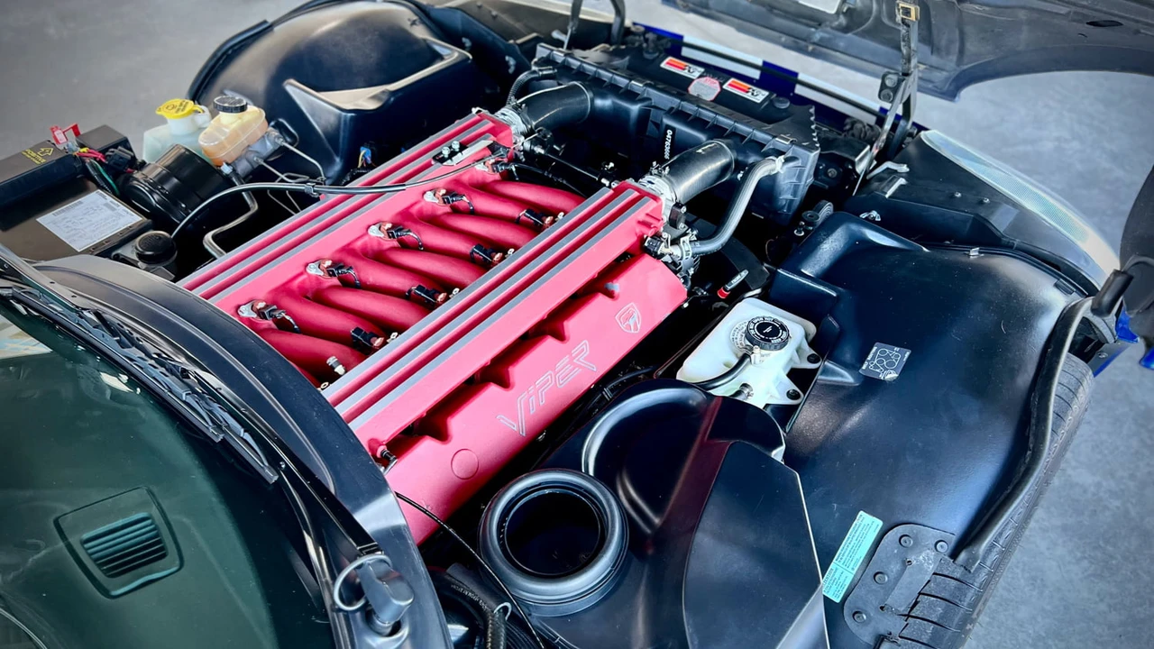 1996 Dodge Viper GTS 2nd Gen - Image 8 of 15